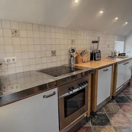 Dom wakacyjny Haus Hoelle - *